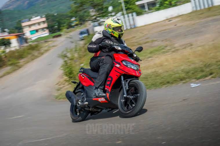 Aprilia 125 HP-E CBS Showroom in Mumbai Naka Nashik